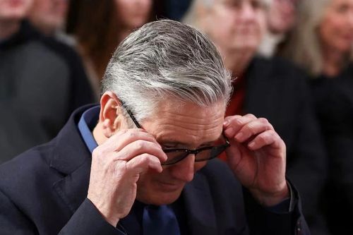 Thủ tướng Anh Starmer quyết không từ chức giữa khủng hoảng vụ Epstein