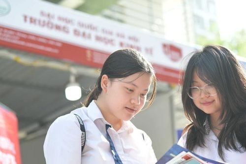 Siết chỉ tiêu tuyển sinh ĐH 2026: Có hết tình trạng 'vơ bèo vạt tép'?