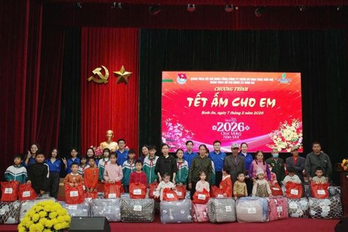 Tuổi trẻ PVEP chia sẻ yêu thương với chương trình 'Tết ấm cho em' năm 2026
