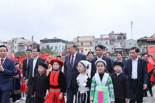Giữ lòng dân – giữ đất nước