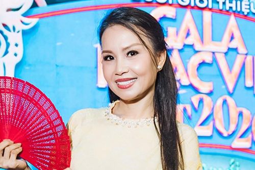 Ca sĩ Cẩm Ly đón tin vui ở tuổi 56