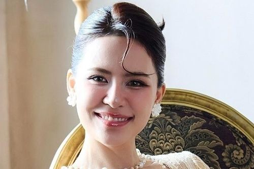Vì sao ca sĩ Hà Nhi tính cách 'nhây' nhưng lại là 'nữ hoàng cháy vé'?