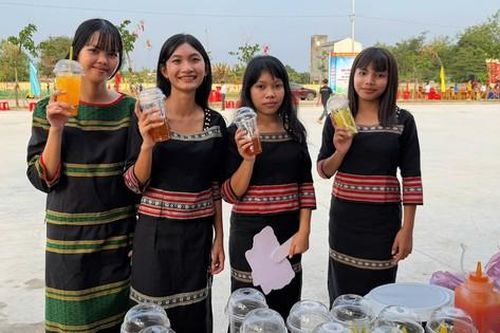 Ấm áp mùa xuân nơi vùng đồng bào dân tộc thiểu số xã Nha Bích