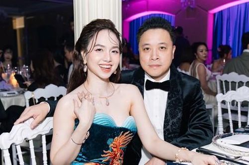 Đỗ cao học ở tuổi 42, vợ của 'đạo diễn trăm tỷ' có cuộc sống ra sao?