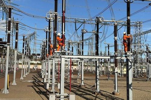PTC3 bảo đảm điện truyền tải an toàn dịp Tết