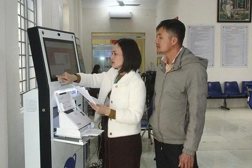 Lấy người dân là trung tâm phục vụ