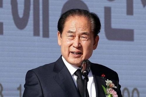 Hàn Quốc: Khai trừ Huyện trưởng Jindo vì phát ngôn xúc phạm phụ nữ