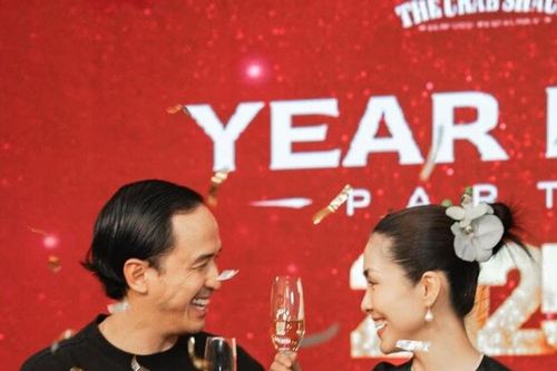 Tăng Thanh Hà và Louis Nguyễn kỷ niệm 13 năm hôn nhân viên mãn trong tiệc tất niên