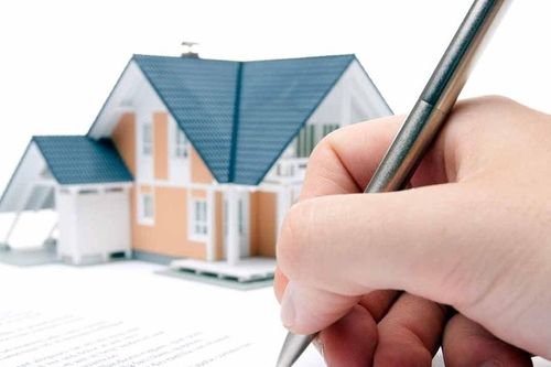 Vợ mua đất trong thời kỳ hôn nhân có phải chia cho chồng khi ly hôn?
