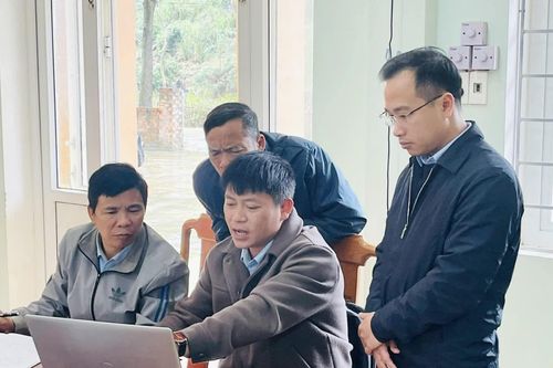 Thu hẹp khoảng cách hành chính từ cơ sở