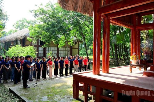 Về Khu di tích Đại hội II Kim Bình
