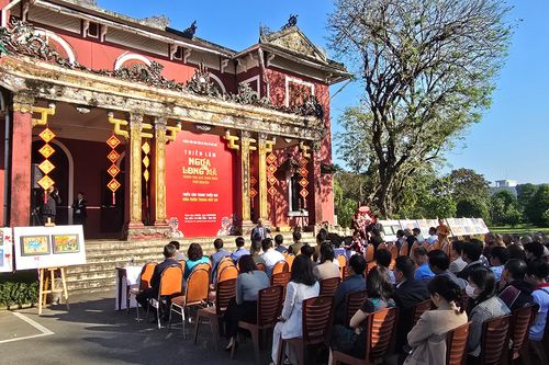 Theo dấu Ngựa và Long mã Triều Nguyễn
