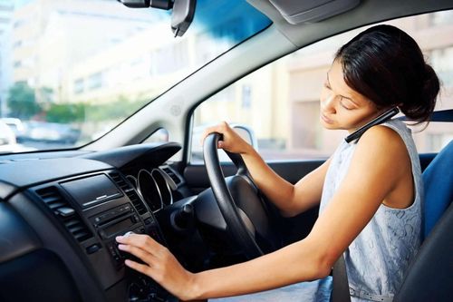 4 thói quen lái xe cần bỏ ngay nếu không muốn gặp tai nạn