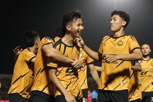 Thi đấu để khán giả yêu thương