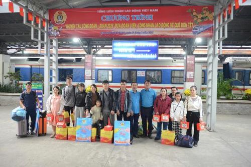 'Chuyến tàu Công đoàn - Xuân 2026' đưa 2.293 đoàn viên, người lao động về quê ăn Tết