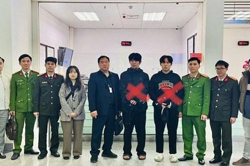Bắt giữ, bàn giao 2 đối tượng truy nã đỏ của Interpol cho Hàn Quốc
