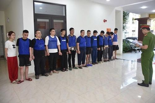 13 tội phạm Iừa đảo bị bắt ngay khi nhập cảnh từ Campuchia về Việt Nam