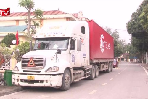 Chiếc container khả nghi trong đêm, lộ tang vật hơn 30kg