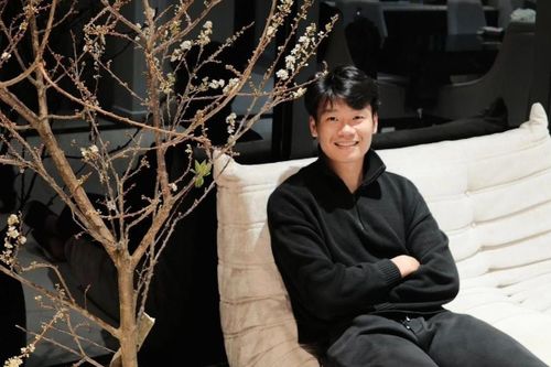 Biệt thự chục tỷ của Văn Hậu, Thành Chung rực rỡ ngày cận Tết