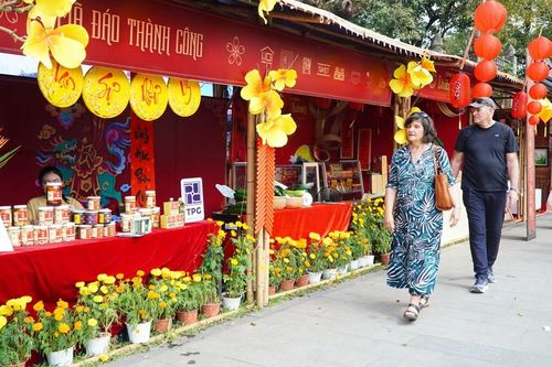 Trải nghiệm 'vị Tết' giữa lòng Cố đô