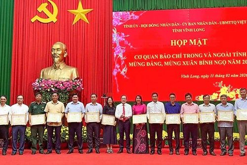 Báo chí là cầu nối quan trọng quảng bá tiềm năng, thế mạnh cho tỉnh Vĩnh Long
