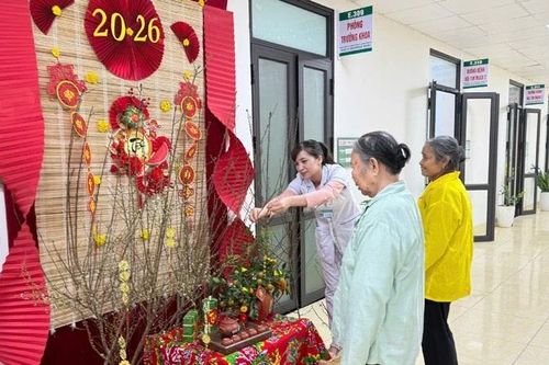 Mang 'Tết đến-Xuân về' cho những người bệnh