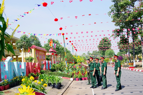 Tuổi trẻ Sư đoàn 309 (Quân khu 7) rộn ràng ngày Tết