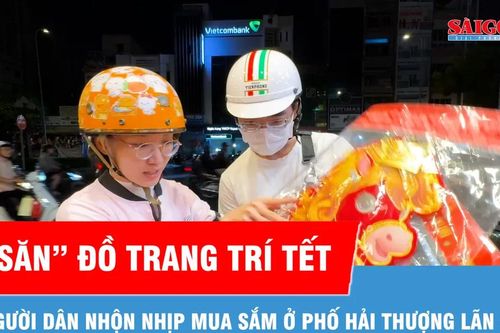 Chợ đồ trang trí tết 'nóng' từng ngày, người dân nhộn nhịp mua sắm