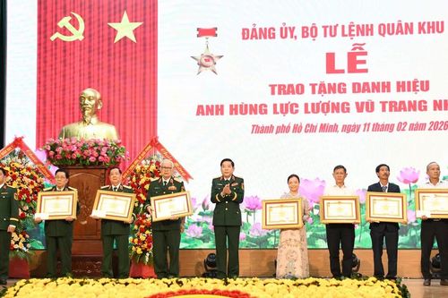 Trao tặng, truy tặng danh hiệu Anh hùng Lực lượng vũ trang nhân dân đến 7 cá nhân tiêu biểu