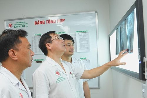 Không lấy '6 phút chụp X-quang, 30 phút siêu âm tim' làm lý do từ chối BHYT