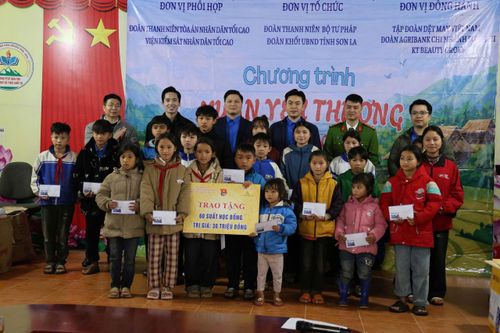 'Xuân yêu thương - Tết ấm vùng cao' hành trình Tết ấm tại Suối Tọ