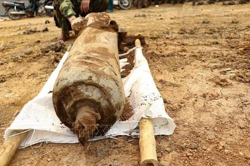 Hủy nổ thành công quả bom nặng 250kg còn sót lại sau chiến tranh