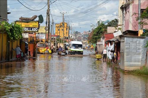 Madagascar tiếp tục hứng bão mạnh, nhiều người thiệt mạng