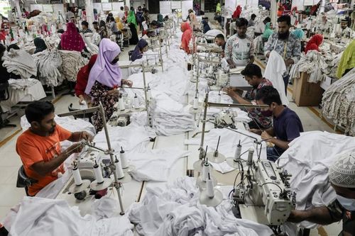 Bangladesh ký thỏa thuận với Mỹ, được miễn thuế quan với một số hàng dệt may