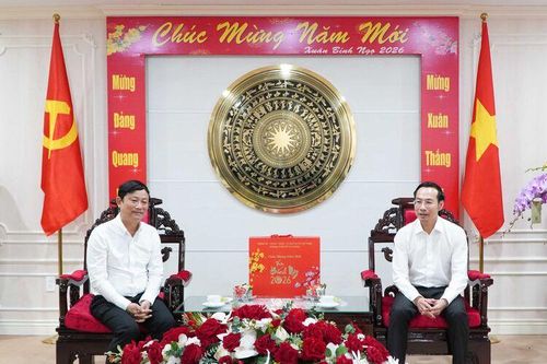Đoàn lãnh đạo TP. Hồ Chí Minh chúc tết tỉnh An Giang