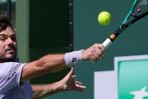 Rotterdam Open 2026: Wawrinka phô diễn đẳng cấp, Tsitsipas và Aliassime xuất trận