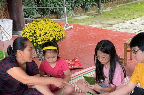 Tết về bên nhau