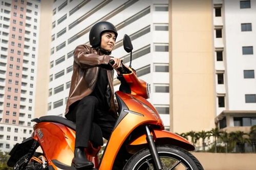 Top 4 xe máy điện có tốc độ nhanh nhất tại Việt Nam: Từ BMW CE 04 đến Dat Bike Quantum S1