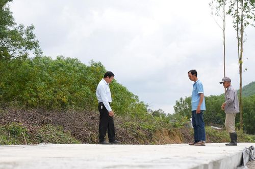 Giáp Tết, rộn ràng phong trào hiến đất mở đường