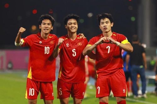 Bóng đá Việt Nam xóa bỏ nỗi lo thể hình nhờ cuộc cách mạng khoa học thể thao