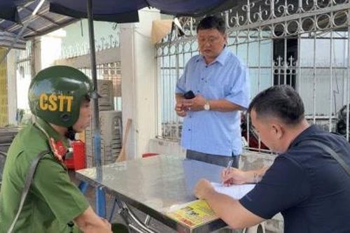 Phường Sa Đéc ra quân lập lại trật tự đô thị đón Tết Nguyên đán