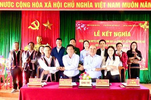 Ủy ban MTTQ Việt Nam tỉnh Gia Lai kết nghĩa với 2 làng của xã Kdang