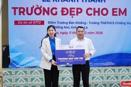 Khánh thành nhà lớp học điểm trường bản Khiềng, xã Chiềng Mai