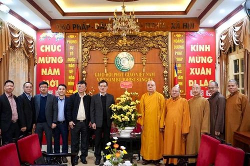 Hà Nội: Phái đoàn Ban Tuyên giáo và Dân vận Trung ương chúc Tết lãnh đạo GHPGVN tại chùa Quán Sứ