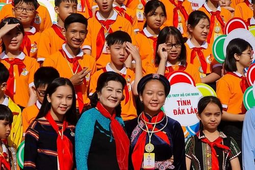Bà Ninh Thị Hồng: 'Đừng thờ ơ đèn nhà ai nhà nấy rạng, im lặng trước bạo hành trẻ em là đồng lõa với tội ác'