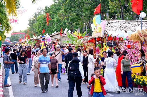 Khai mạc Hội Xuân 'Xuân đổi mới - Tết vươn mình' 2026