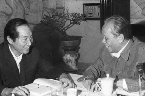 Tầm nhìn nơi đầu sóng ngọn gió