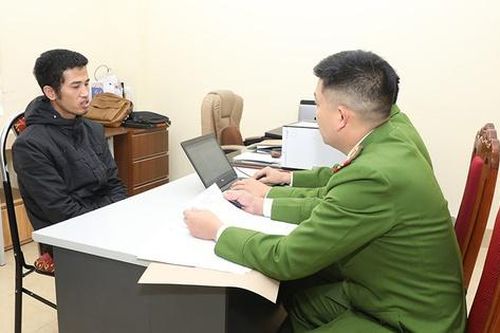 Bắt giữ tài xế xe tải gây tai nạn khiến ô tô con văng xuống suối, 3 người bị thương