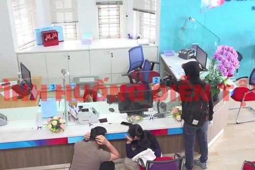 Đà Nẵng: Diễn tập chống cướp ngân hàng