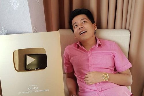 Thấy gì khi Khoa Pug tuyên bố phá sản